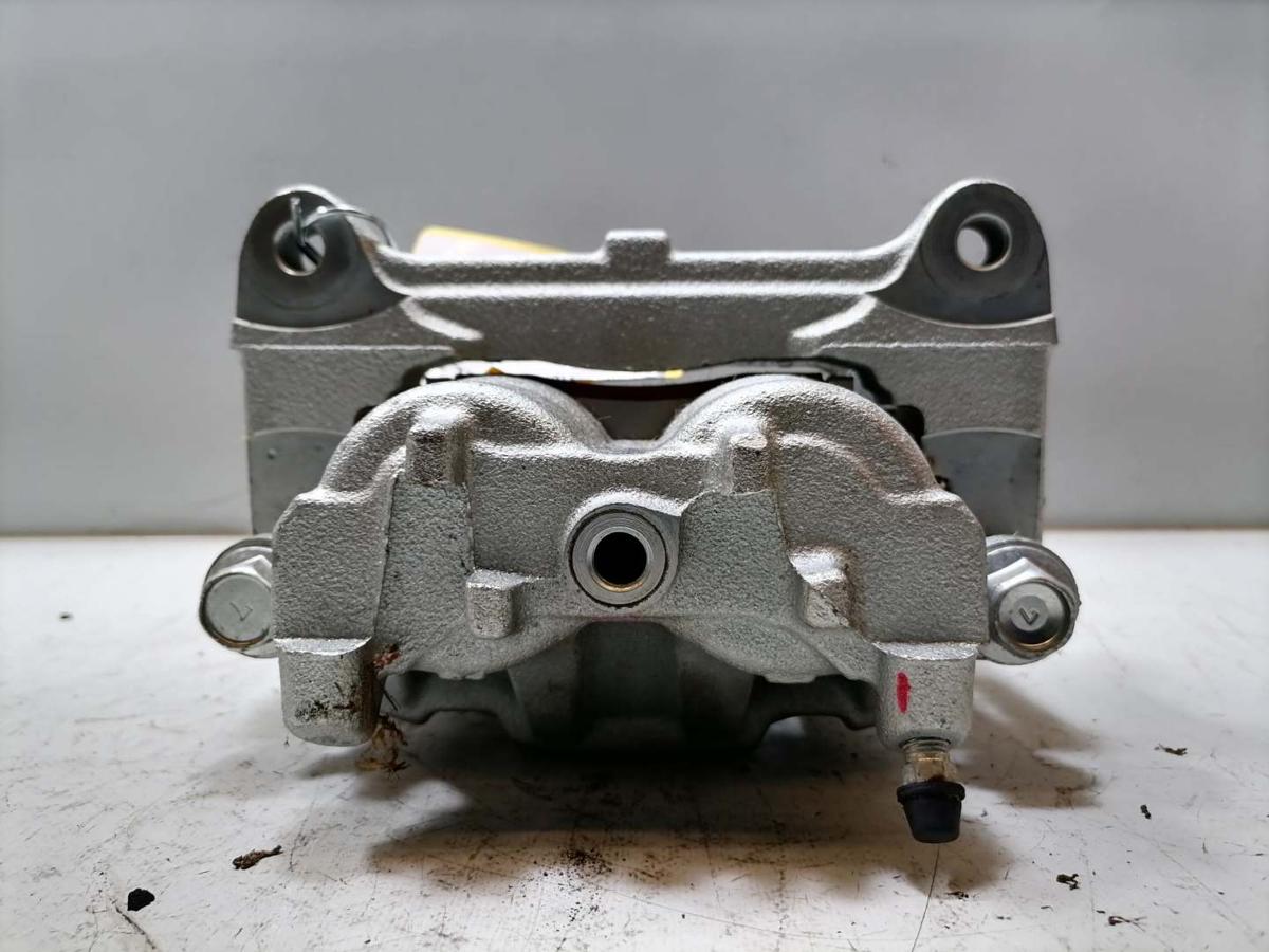 Mitsubishi Eclipse Cross GL3W original Bremssattel vorn links 2.4 72kw Bj.2023